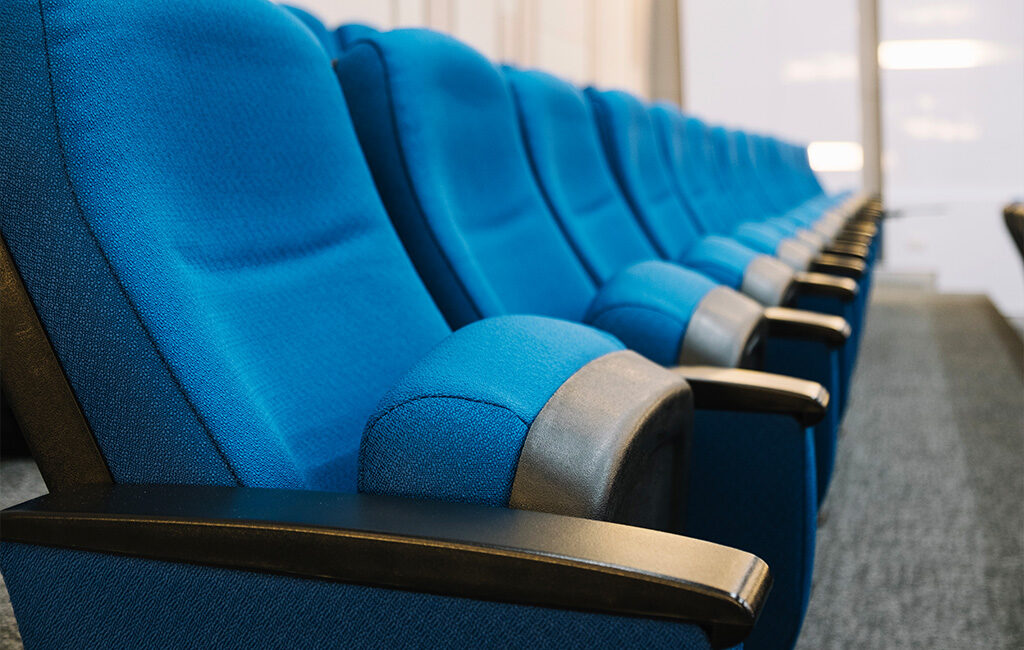 Balancing Exhibition Reopenings with Health Safety Measures Amid COVID-19